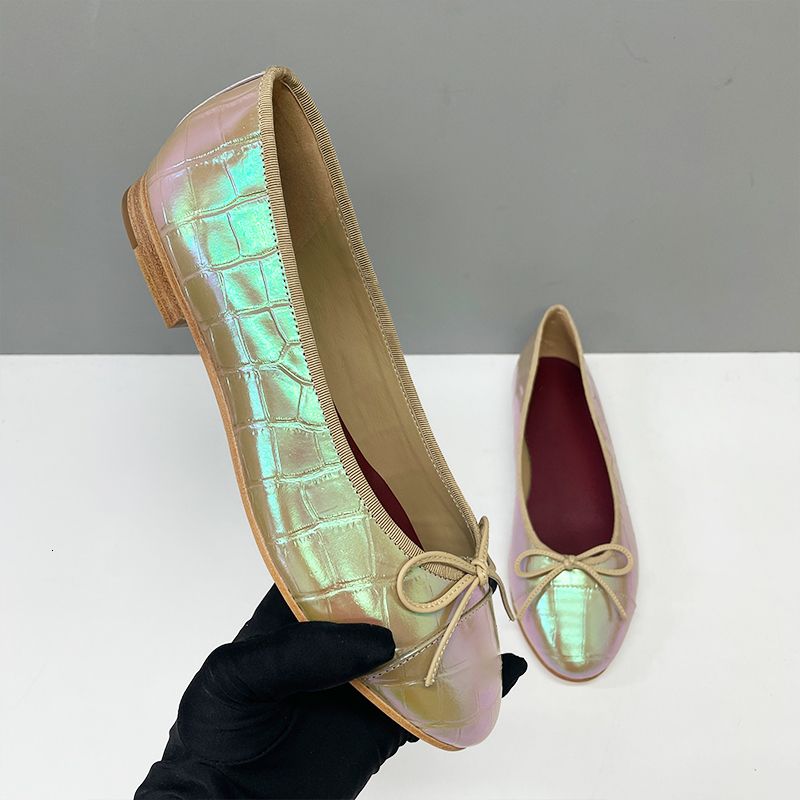 2026 Suede Ballet Flats Designer Loafers Women Iridescent Croc Embossed Ballerine Shoes Bow Sandals Fashion Mesh Dress Shoes Girls Boat Shoes 891 - 8 of 8