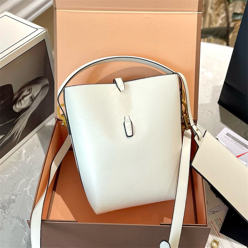 Mirror quality designer bag Wallets Luxury handbag bucket bags high capacity Womens mens leather crossbody travel tote bag fashion Clutch Underarm shop bags strap - 4 of 8