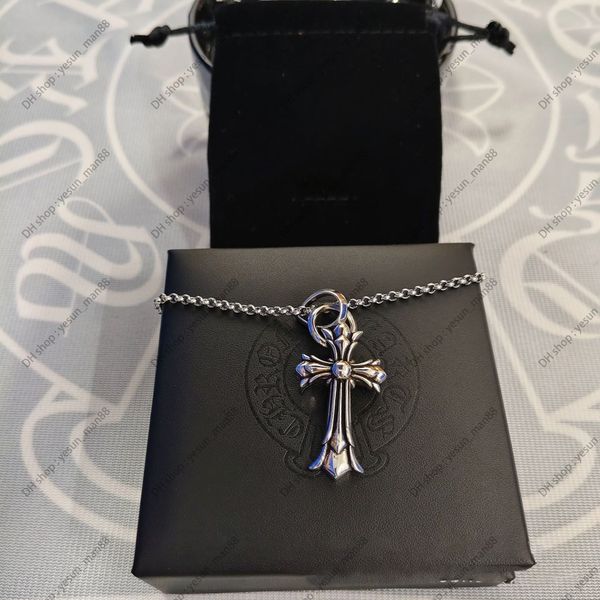 chrome Necklace Bold Letter Cross Women chromes Necklaces Designer Brand Flower Pendant Chain Men chromed Jewelry Necklace A2Fr - Jewelry - jerseydock